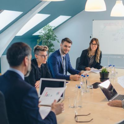 今年会app信誉至上装备采购